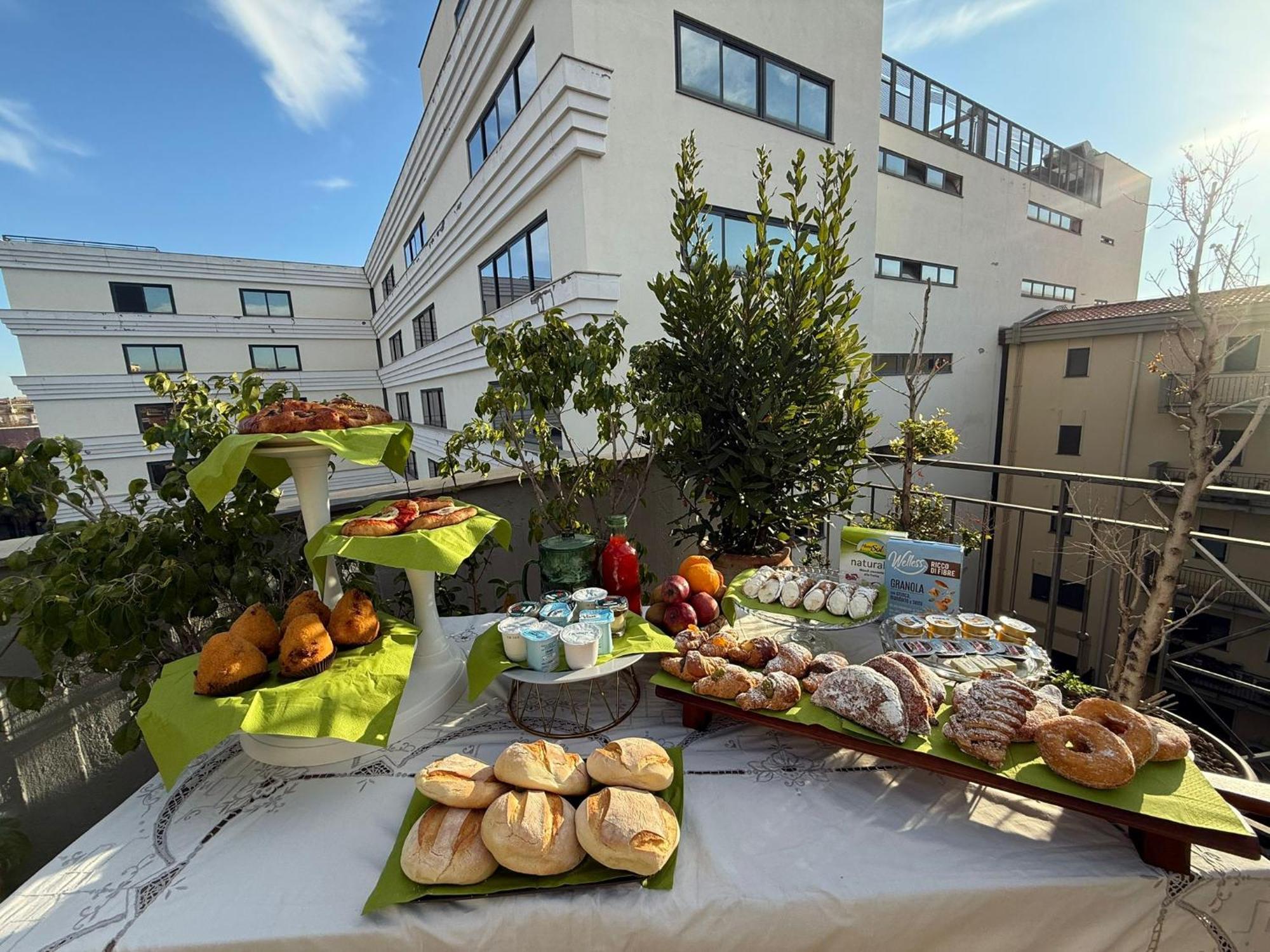 Rooftop53 Катания Экстерьер фото